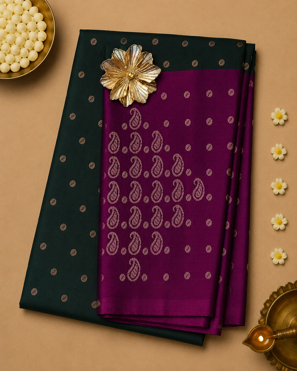 Madhurika – Bottle Green Venkatagiri Pure Silk Saree with Magenta Pallu