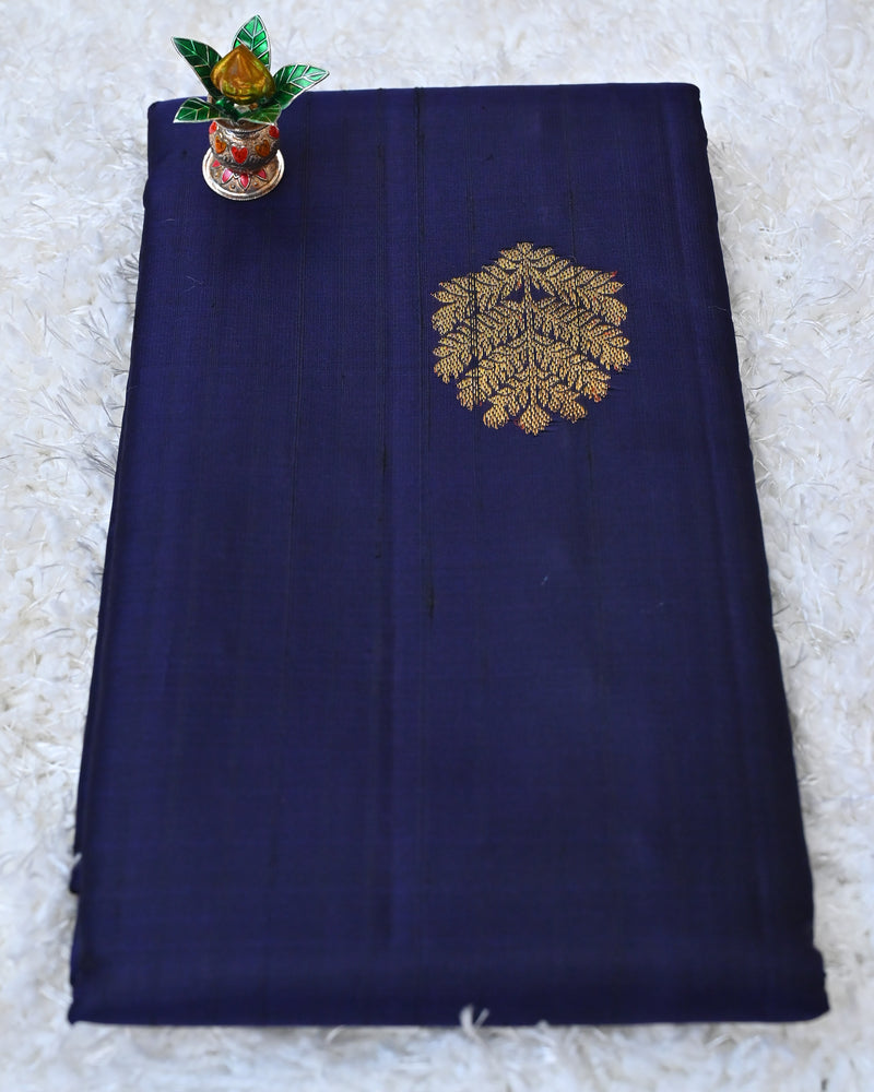 Nayana – Midnight Blue Sona Rupa Kanjivaram Silk Saree