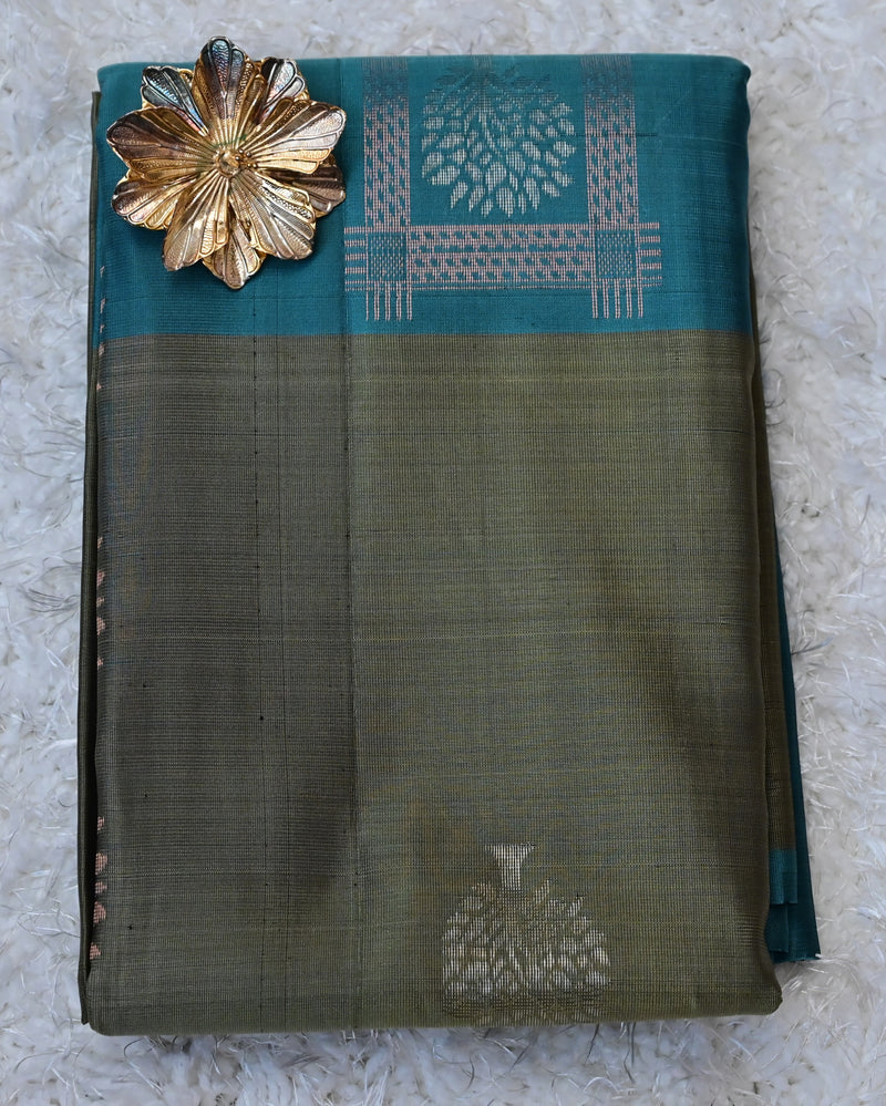 Aarmiya – Olive Green & Teal Venkatagiri Pure Silk Saree