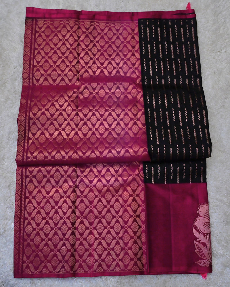 Kamini – Black & Magenta Venkatagiri Pure Silk Saree