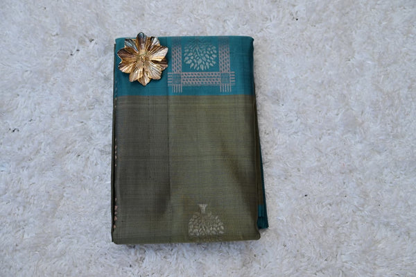 Borderless Venkatagiri Silk Saree – Teal Elegance