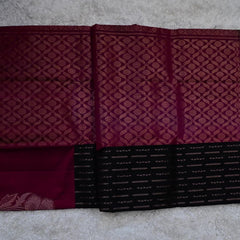 Borderless Venkatagiri Silk Saree – Black with Plum Pallu