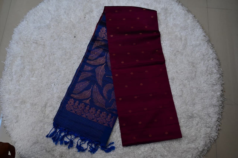Vintage Venkatagiri Silk Saree – Wine & Royal Blue