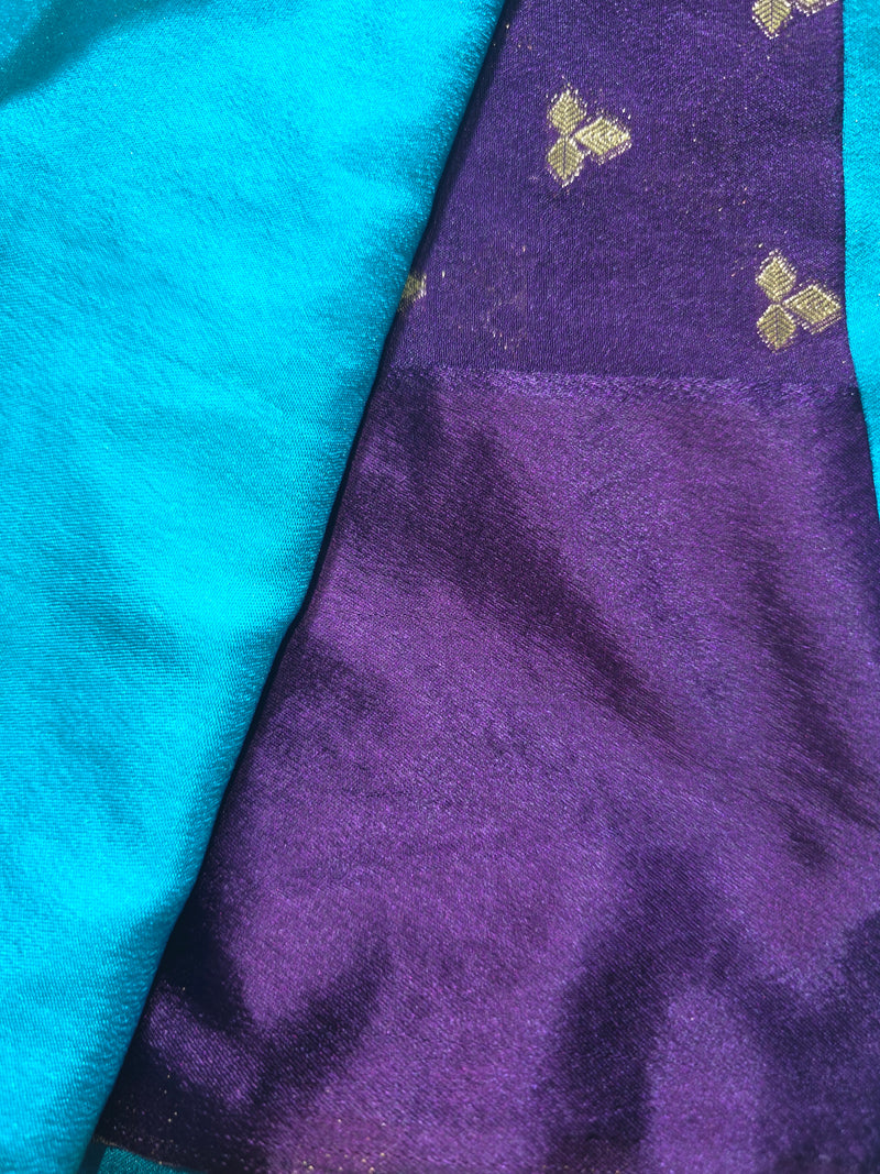 Crepe Saree with Contrast Blouse , Rich Pallu and Satin Border