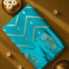 Crepe Saree with Contrast Blouse , Rich Pallu and Satin Border