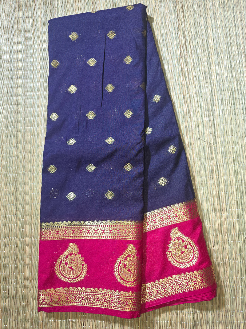 Vintage Style Crepe Saree with Contrast Border