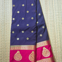 Vintage Style Crepe Saree with Contrast Border