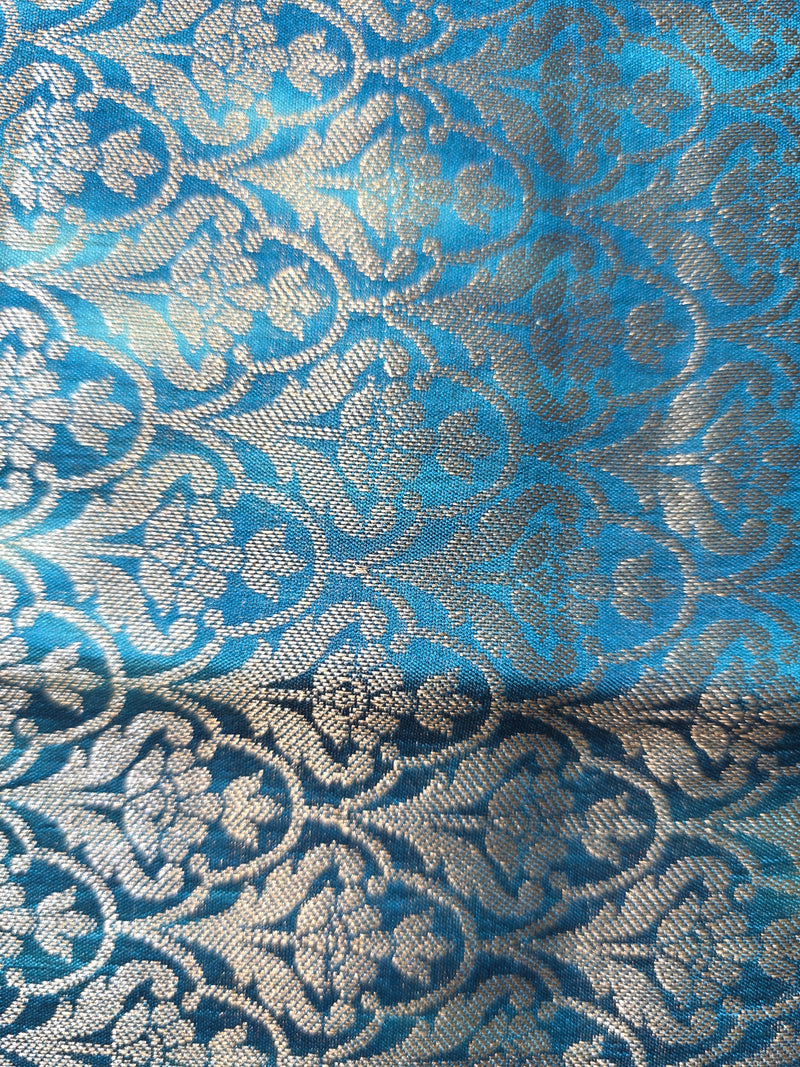 Blue Pure Chiniya Silk Saree with Rich Pallu and Blouse