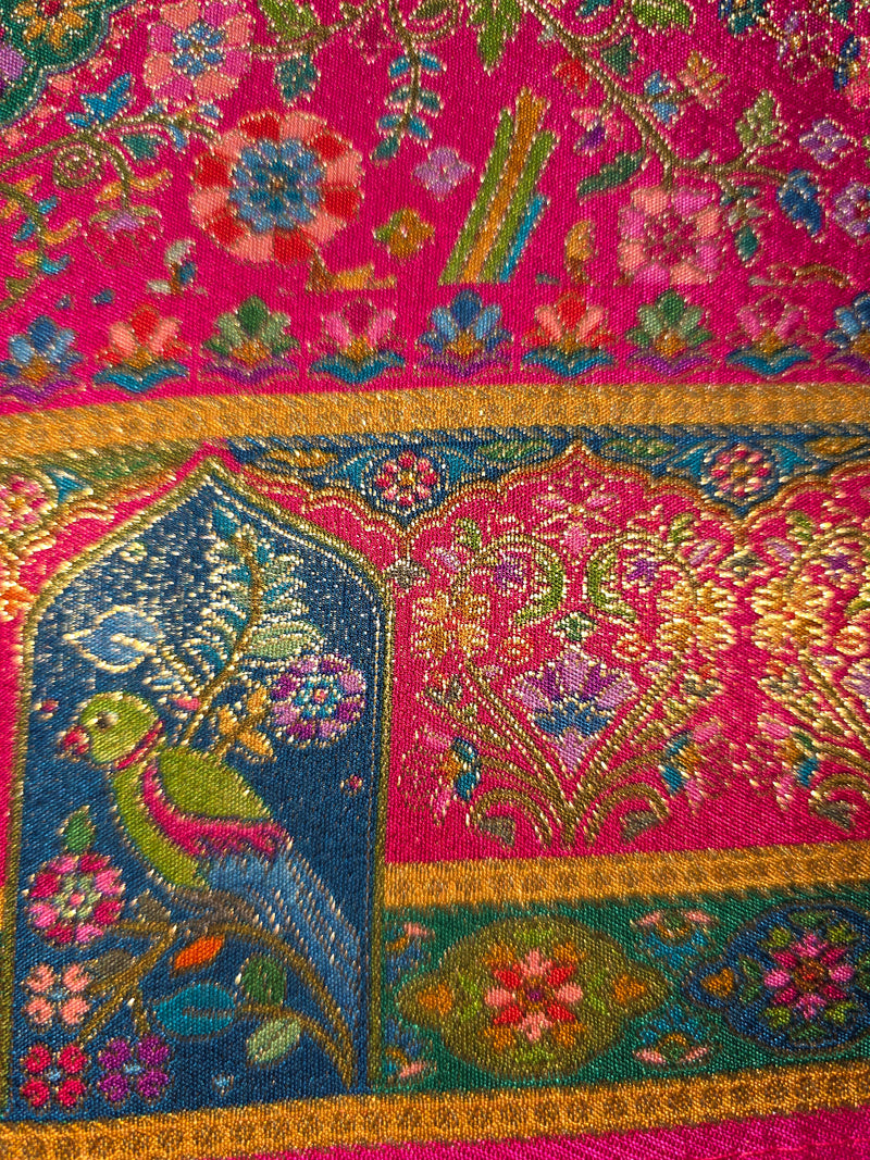 Pure Crepe Saree with Stunning Brocade Weaving