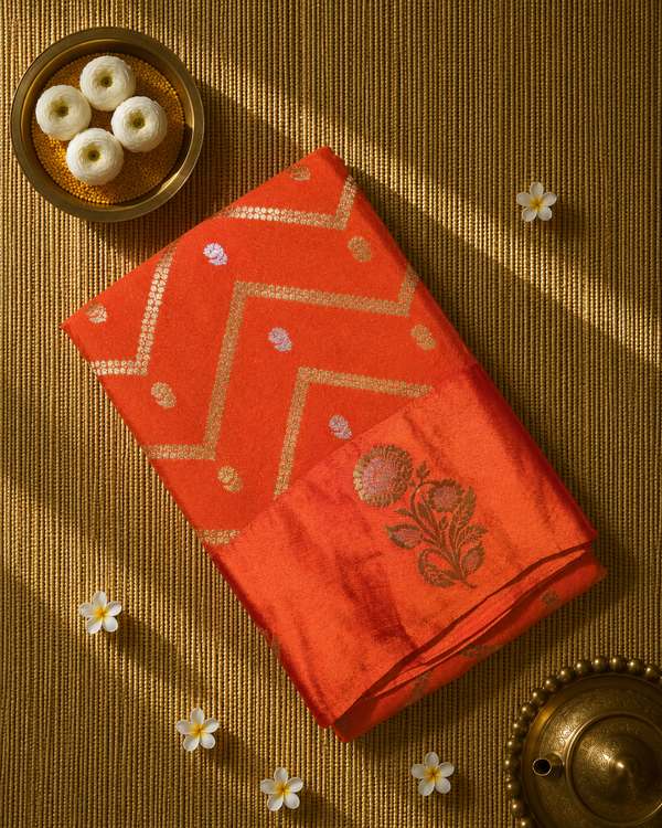Crepe Saree with Contrast Blouse , Rich Pallu and Satin Border