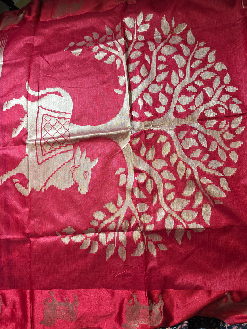 Tussar Silk Saree with Beautiful Pichwai Border and Pallu