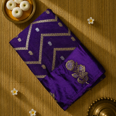 Crepe Saree with Contrast Blouse , Rich Pallu and Satin Border