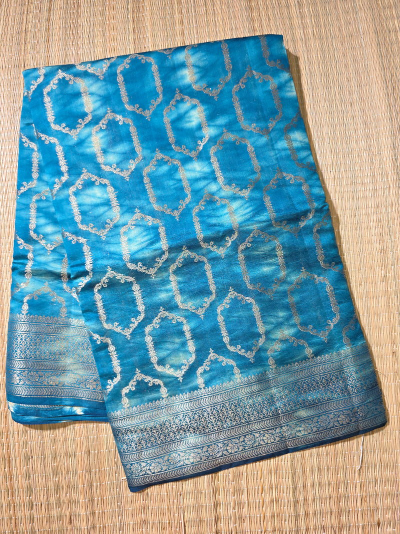 Blue Pure Chiniya Silk Saree with Rich Pallu and Blouse