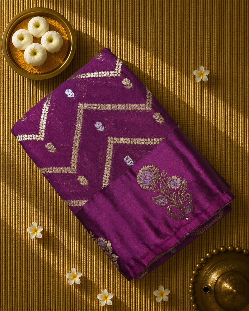 Crepe Saree with Contrast Blouse , Rich Pallu and Satin Border